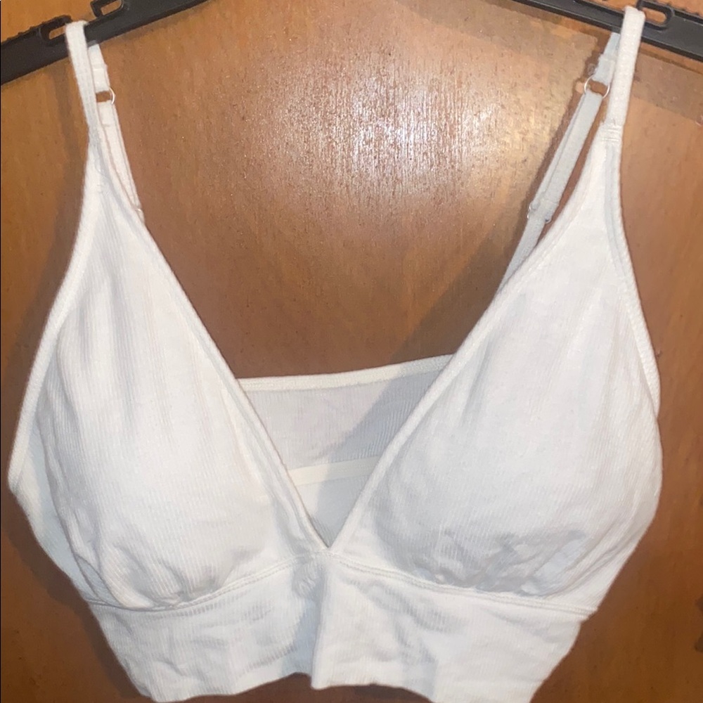 Gilly Hicks white bra top